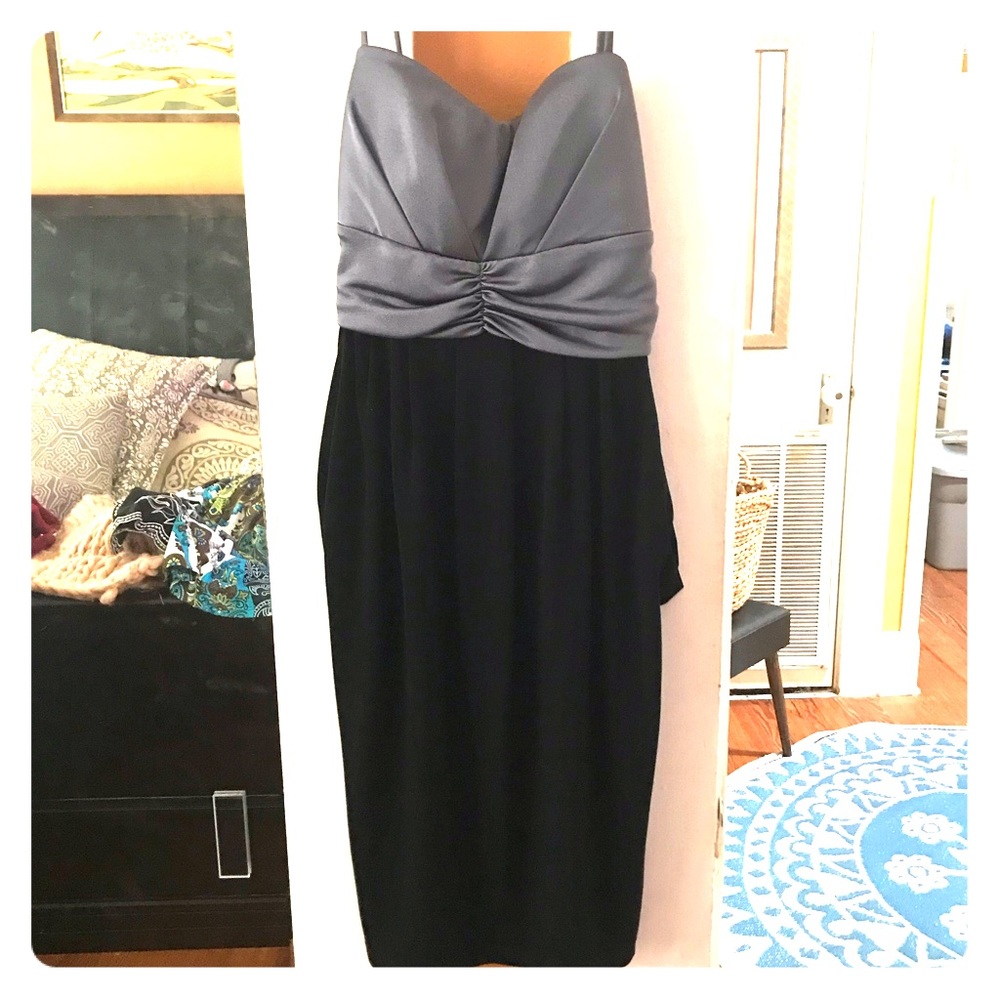 Cocktail dress. Has pockets👍